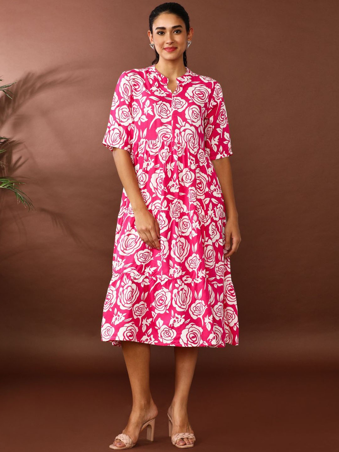 

Jaipur Kurti Women Floral Printed Mandarin Collar A-Line Midi Ethnic Dress, Pink