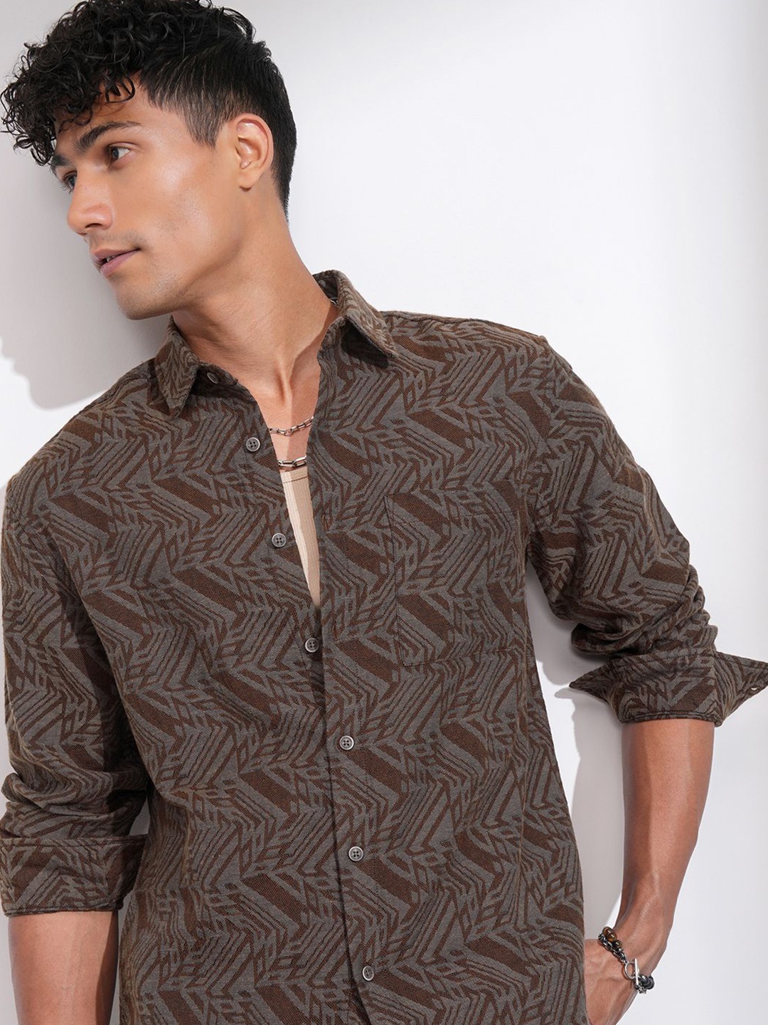 

HIGHLANDER Men Comfort Relaxed Fit Spread Collar Abstract Printed Cotton Casual Shirt, Olive