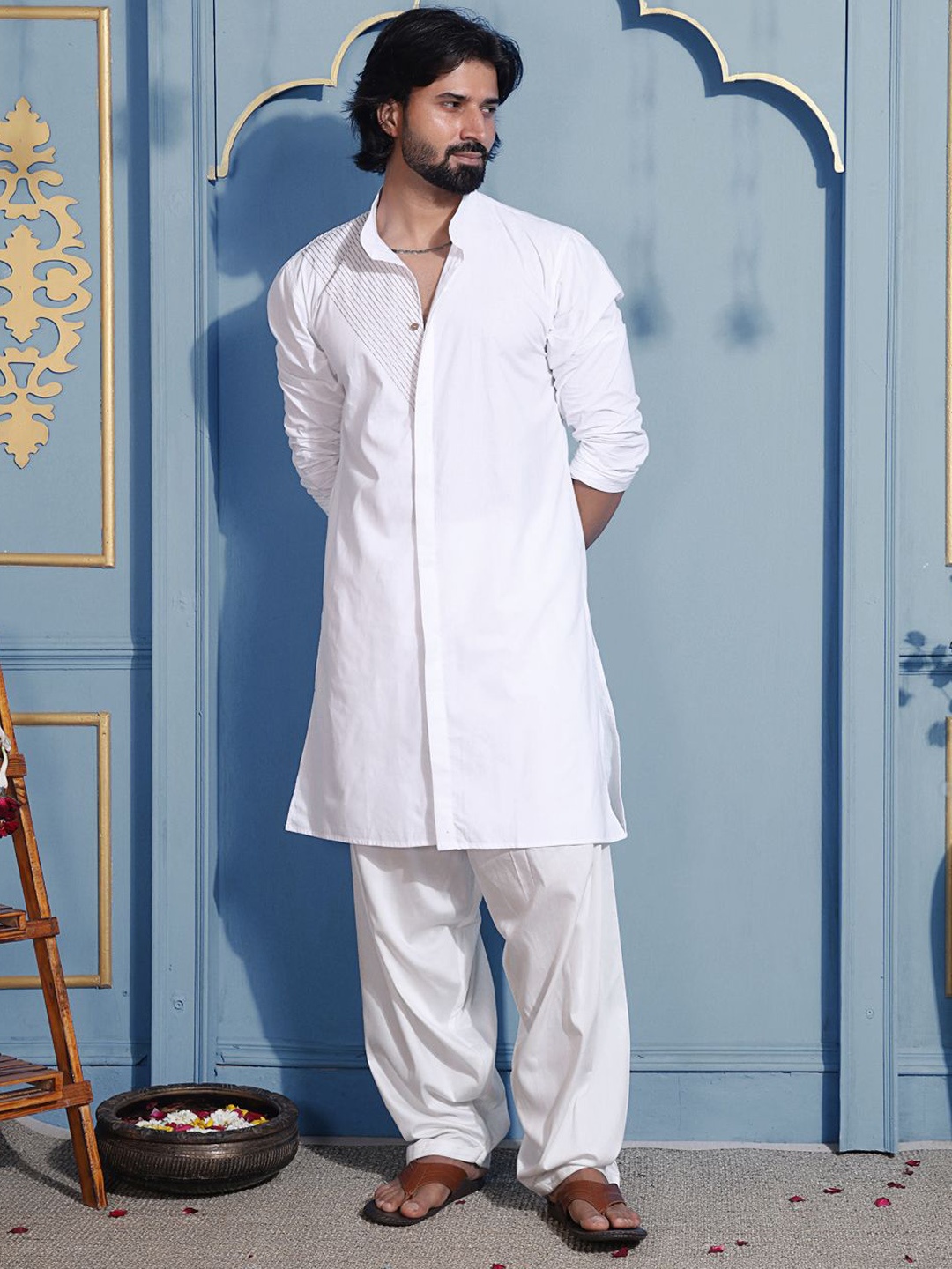 

MIDAV Men Embroidered Thread Work White Romance Kurta
