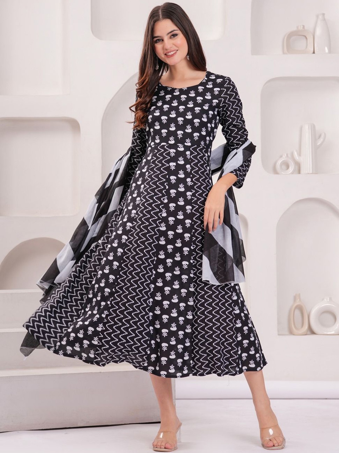 

Moda Rapido Floral Printed Round Neck Anarkali Ethnic Dress With Dupatta, Black