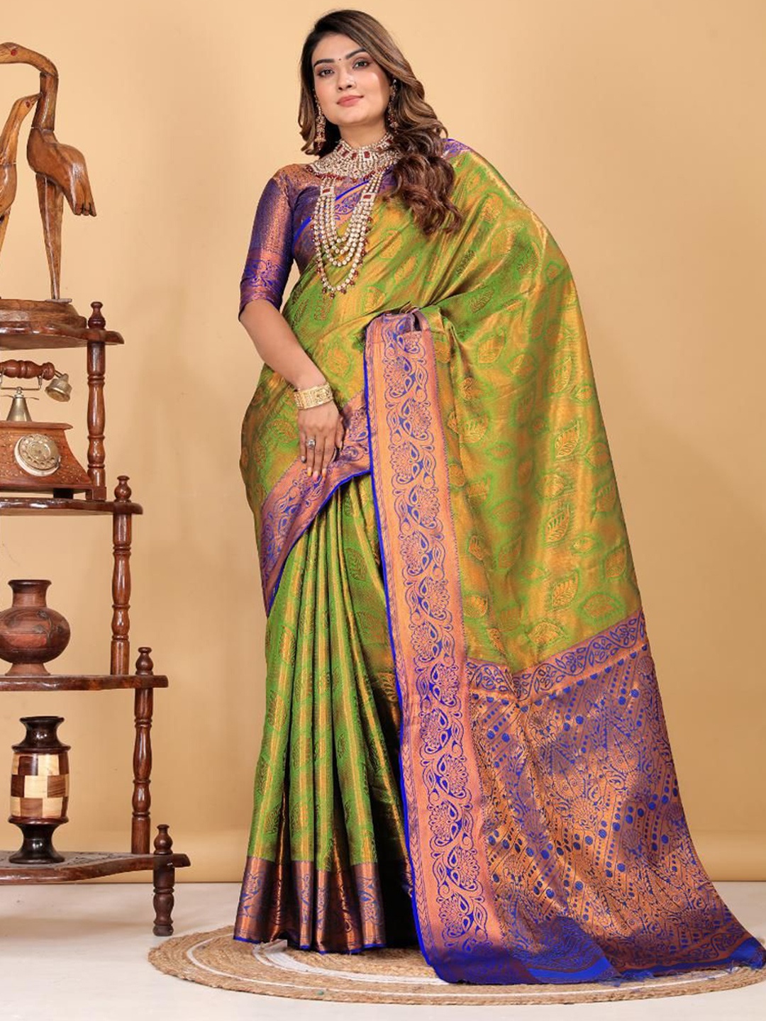 

AKSH FASHION Woven Design Zari Banarasi Saree, Lime green