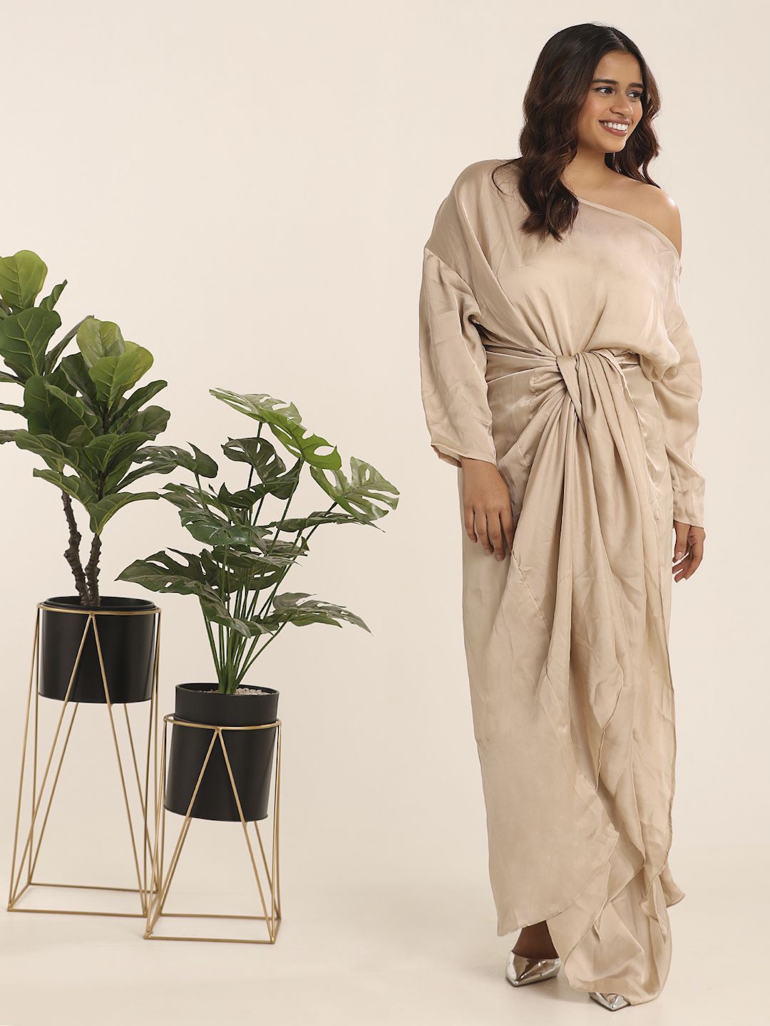 

THE BLESSED WARDROBE Women Georgette Fit & Flare Maxi Dress, Gold