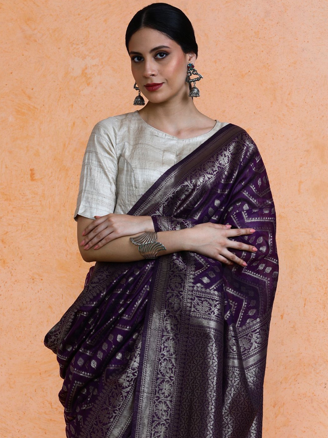 

SARHA Cotton Blend Woven Design Zari Indie Florals Chanderi Saree, Purple