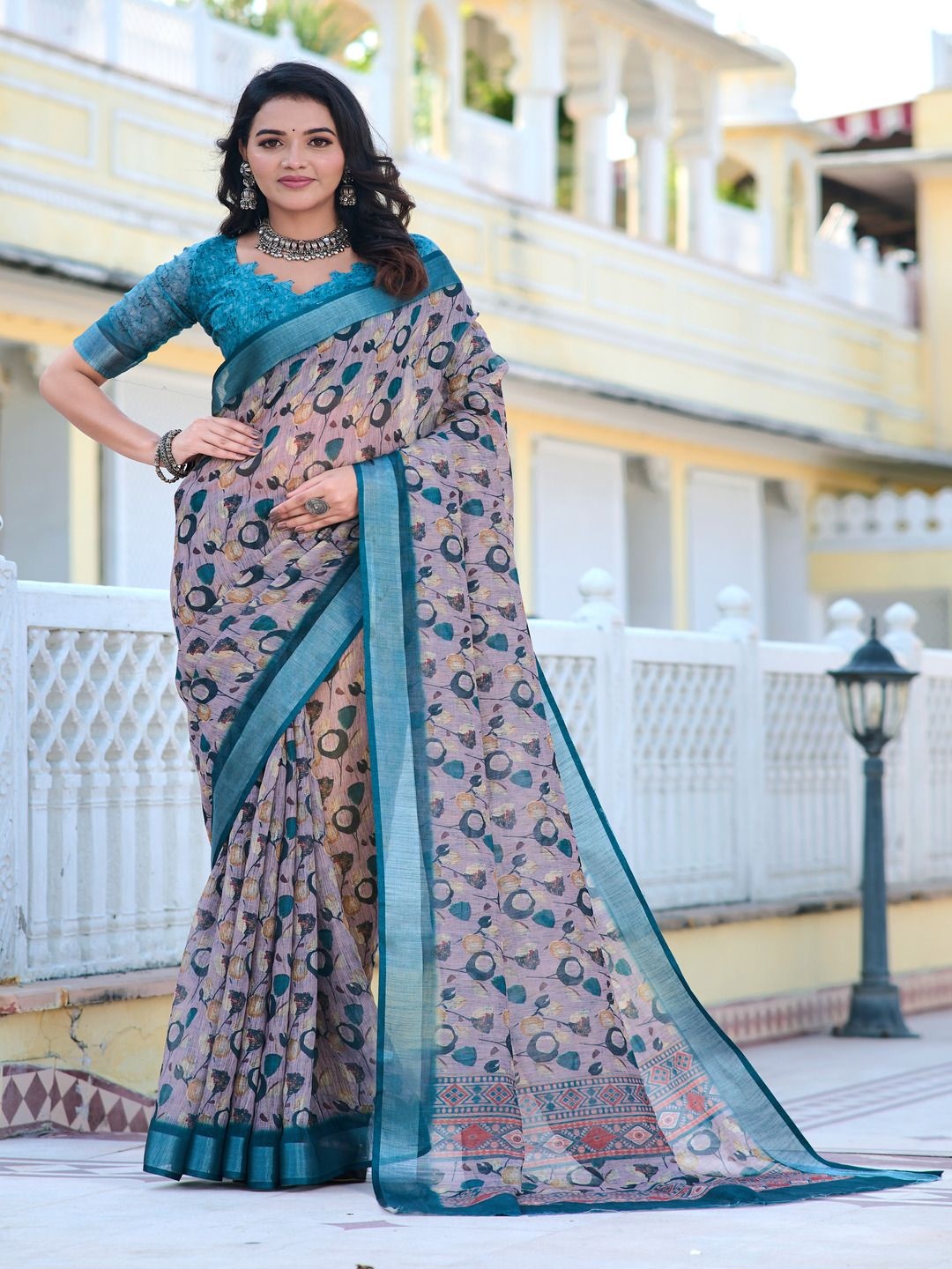 

TRENDING KART Floral Chanderi Saree, Grey