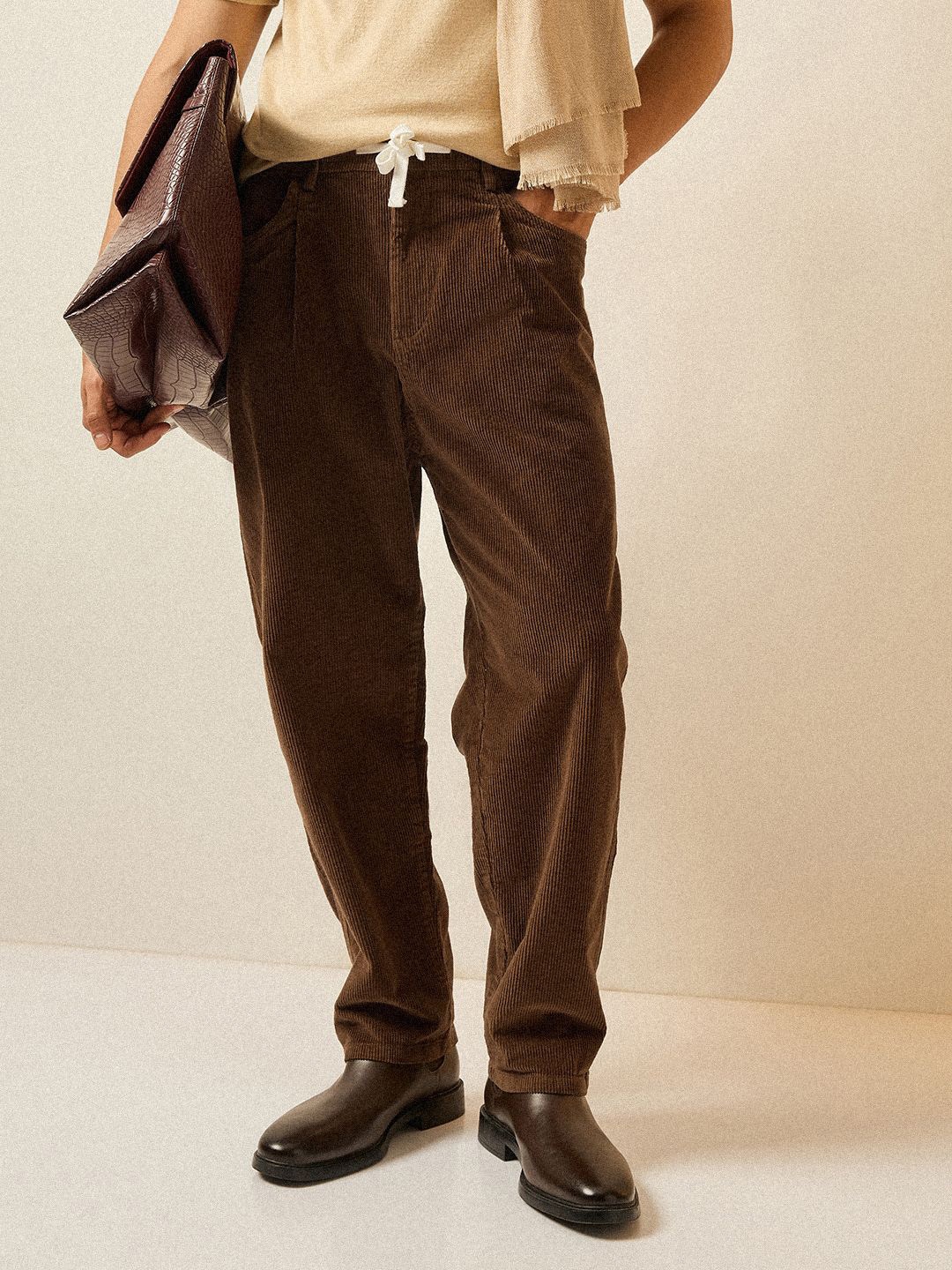 

THE BEAR HOUSE Men Baggy Fit Corduroy Pants with Drawstring Waist, Brown