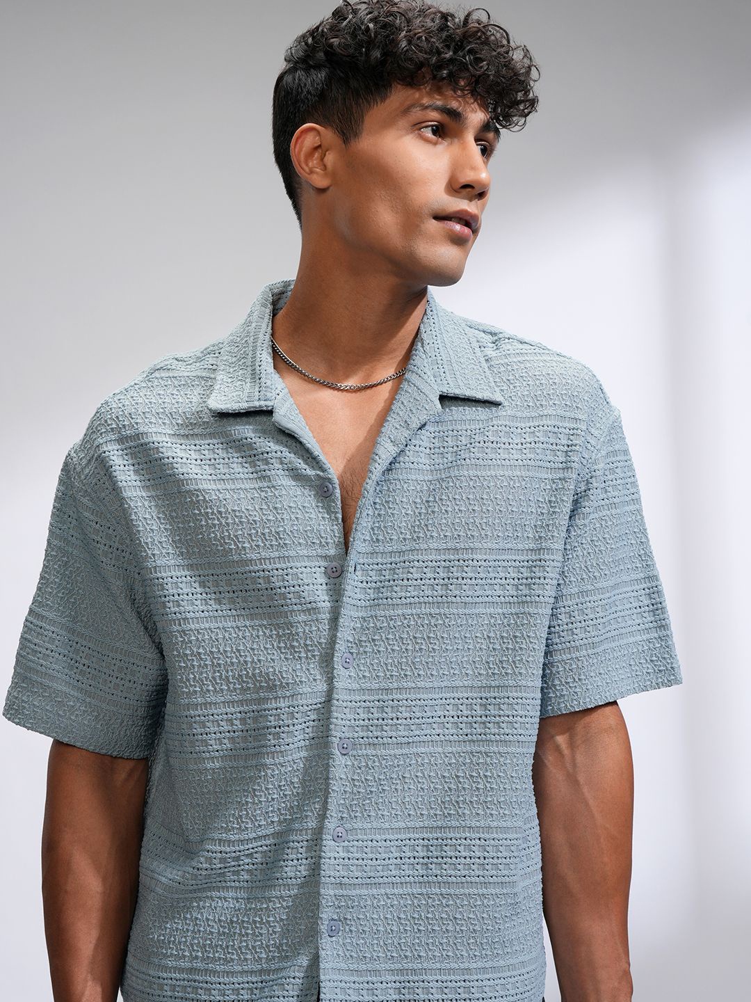 

LOCOMOTIVE Men Comfort Oversized Fit Cuban Collar Textured Casual Shirt, Blue