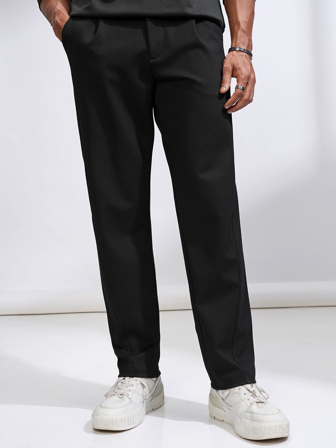 

HIGHLANDER Men Formal Relaxed Fit Comfort Trousers, Black