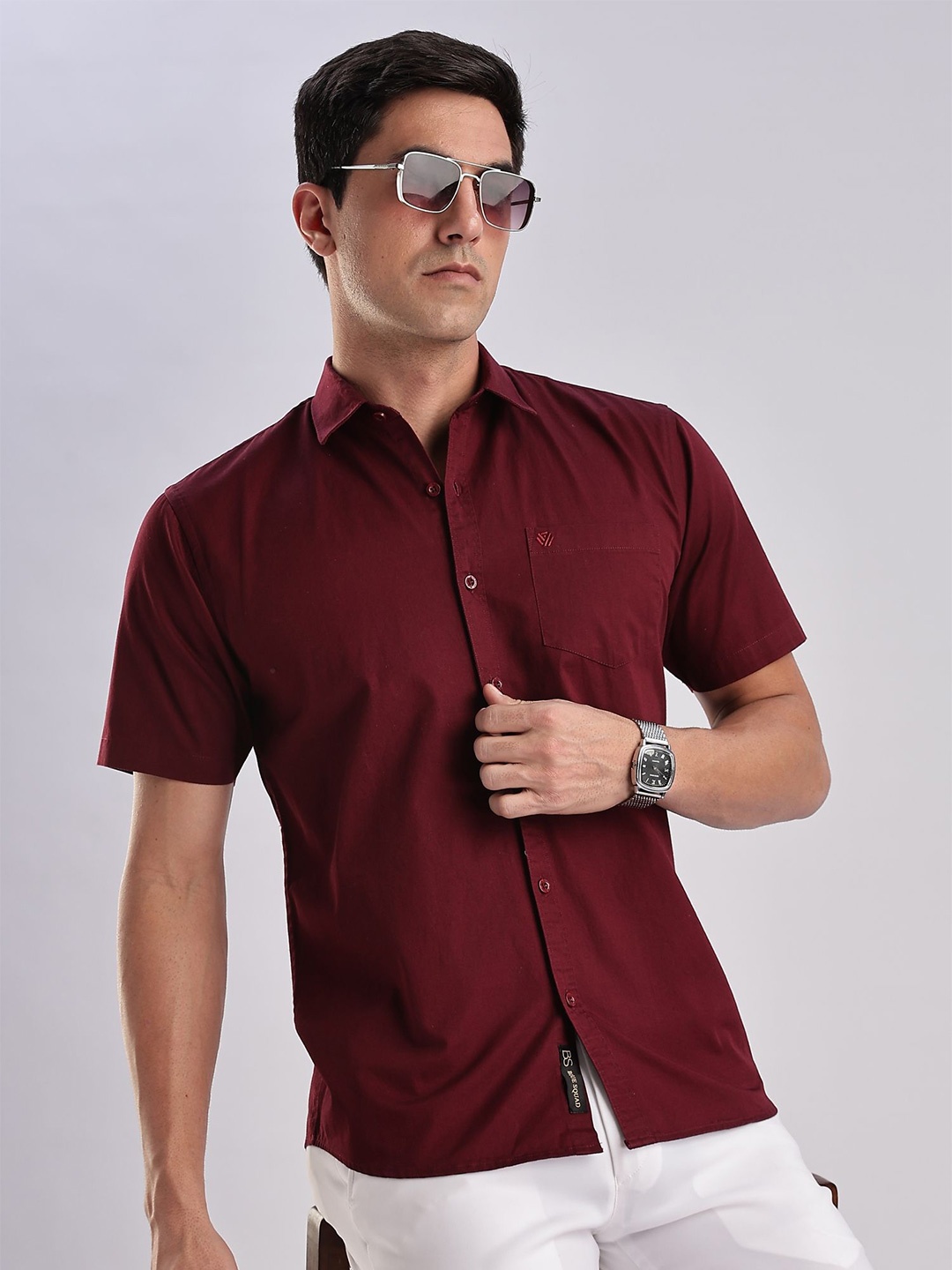 

BS BLUE SQUAD Men India Slim Solid Spread Collar Cotton Casual Shirt, Red