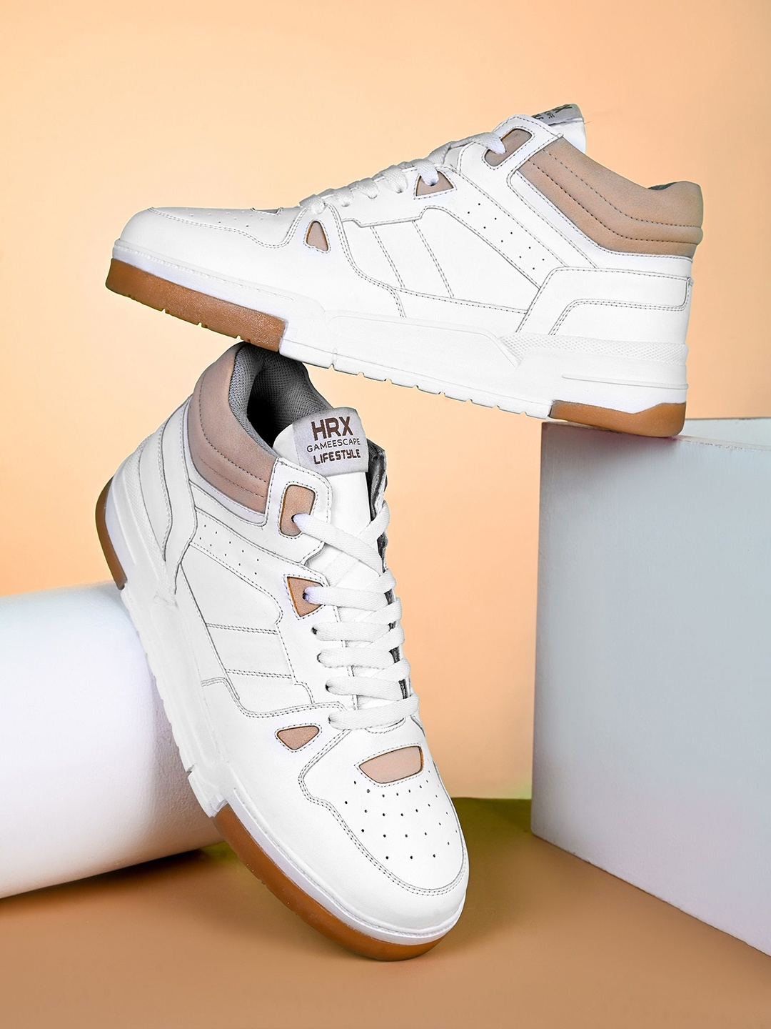 

HRX by Hrithik Roshan Men Colourblocked PU High-Top Sneakers, White