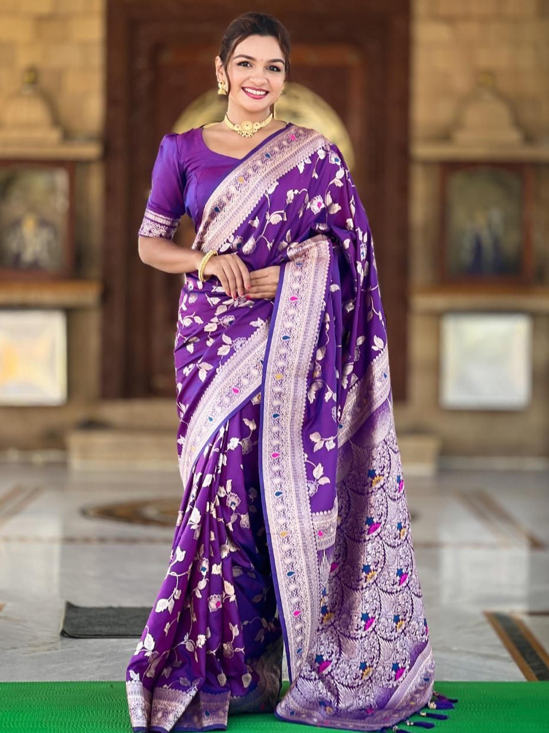 

KALINI Woven Design Zari Pure Silk Kanjeevaram Saree, Purple