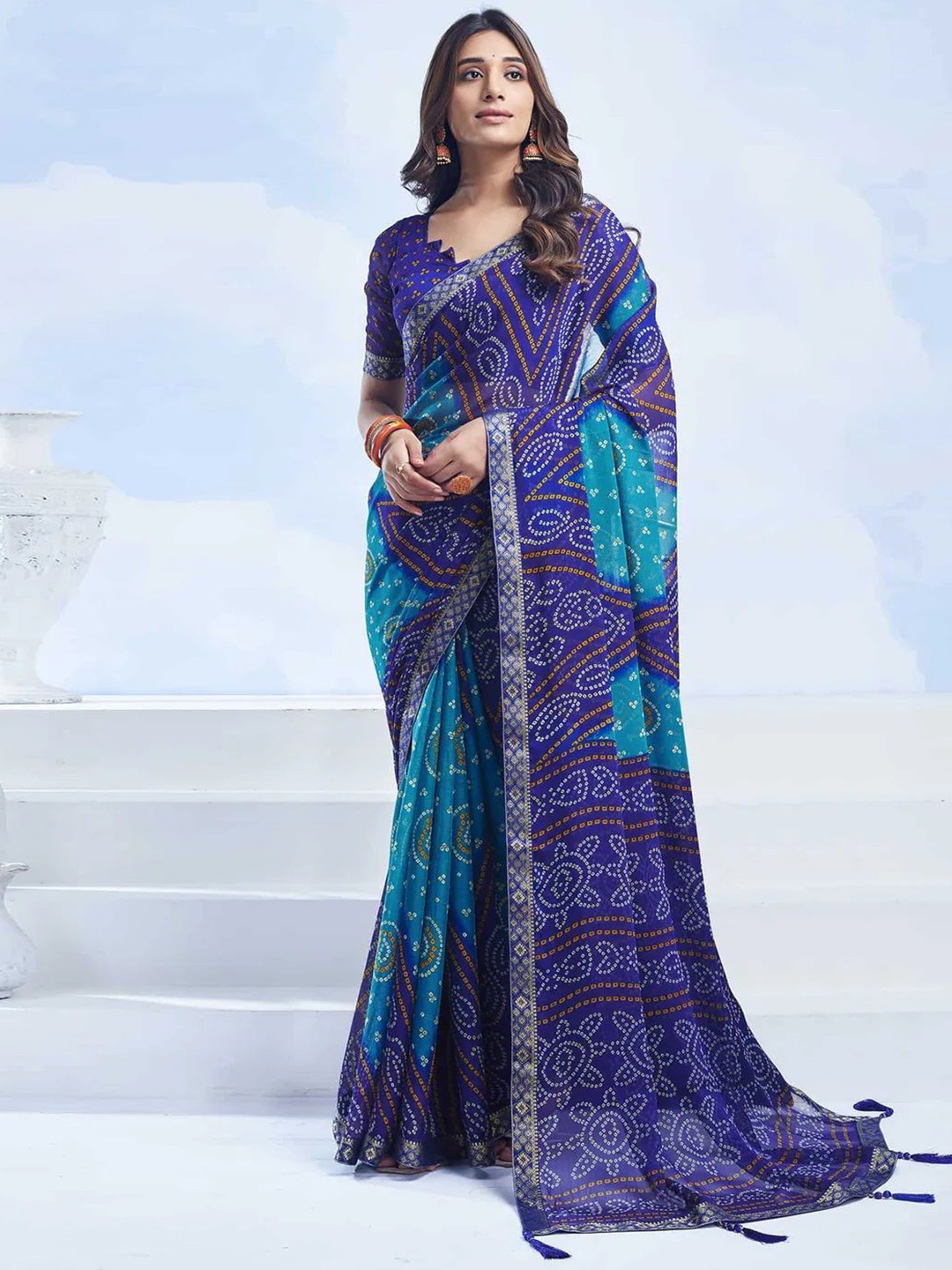 

Styleveda Bandhani Zari Pure Georgette Bandhani Saree, Blue