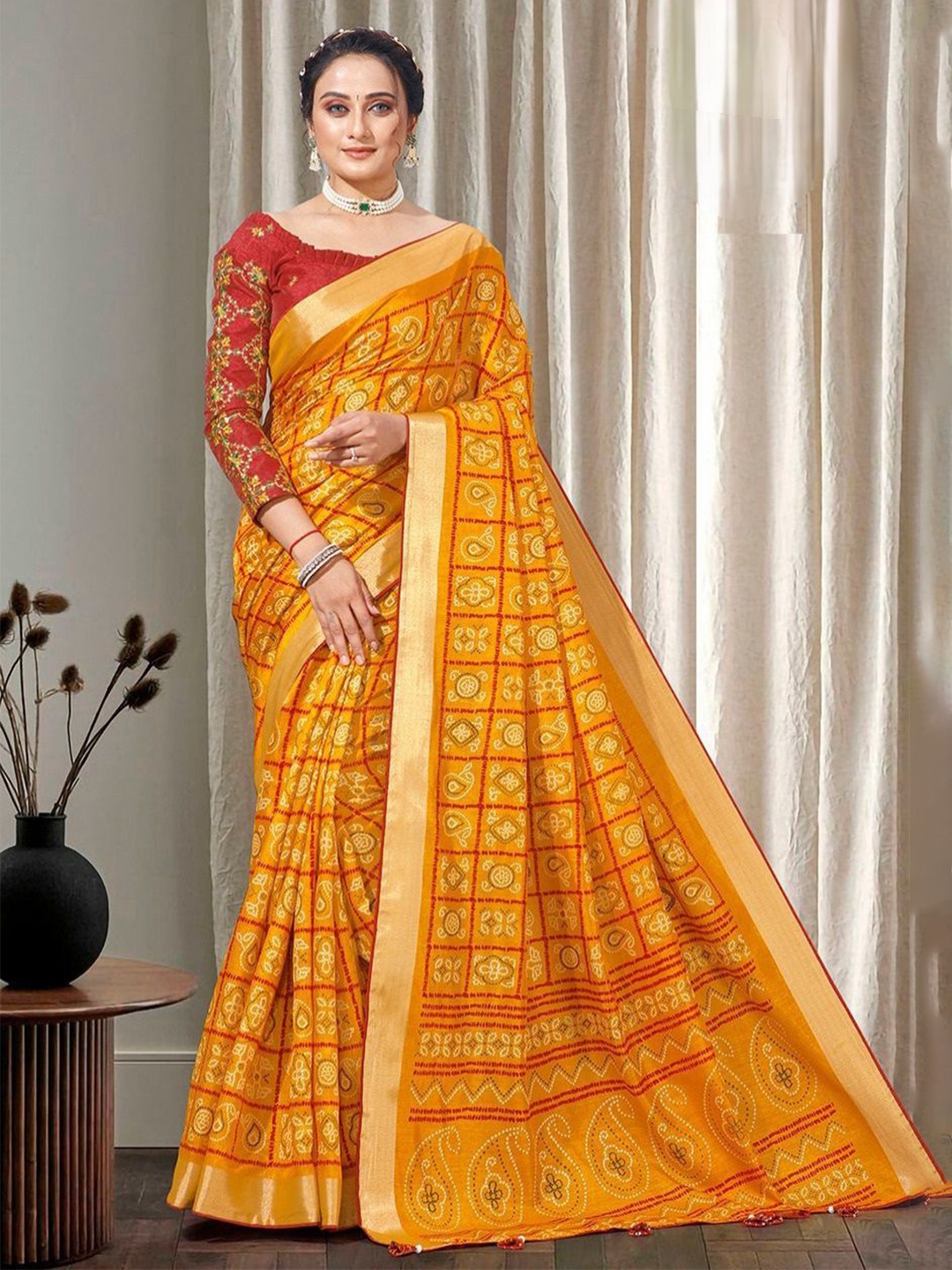 

Swaranjali Bandhani Embroidered Woven Design Zari Bandhani Saree, Yellow