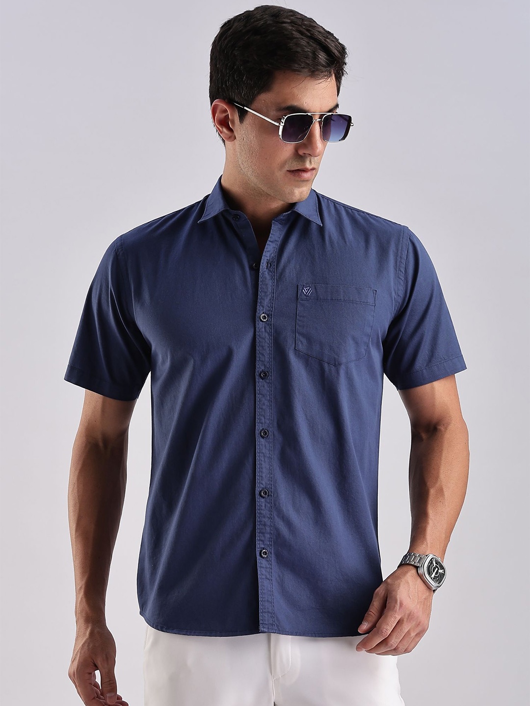 

BS BLUE SQUAD Men Solid India Slim Fit Cotton Casual Shirt