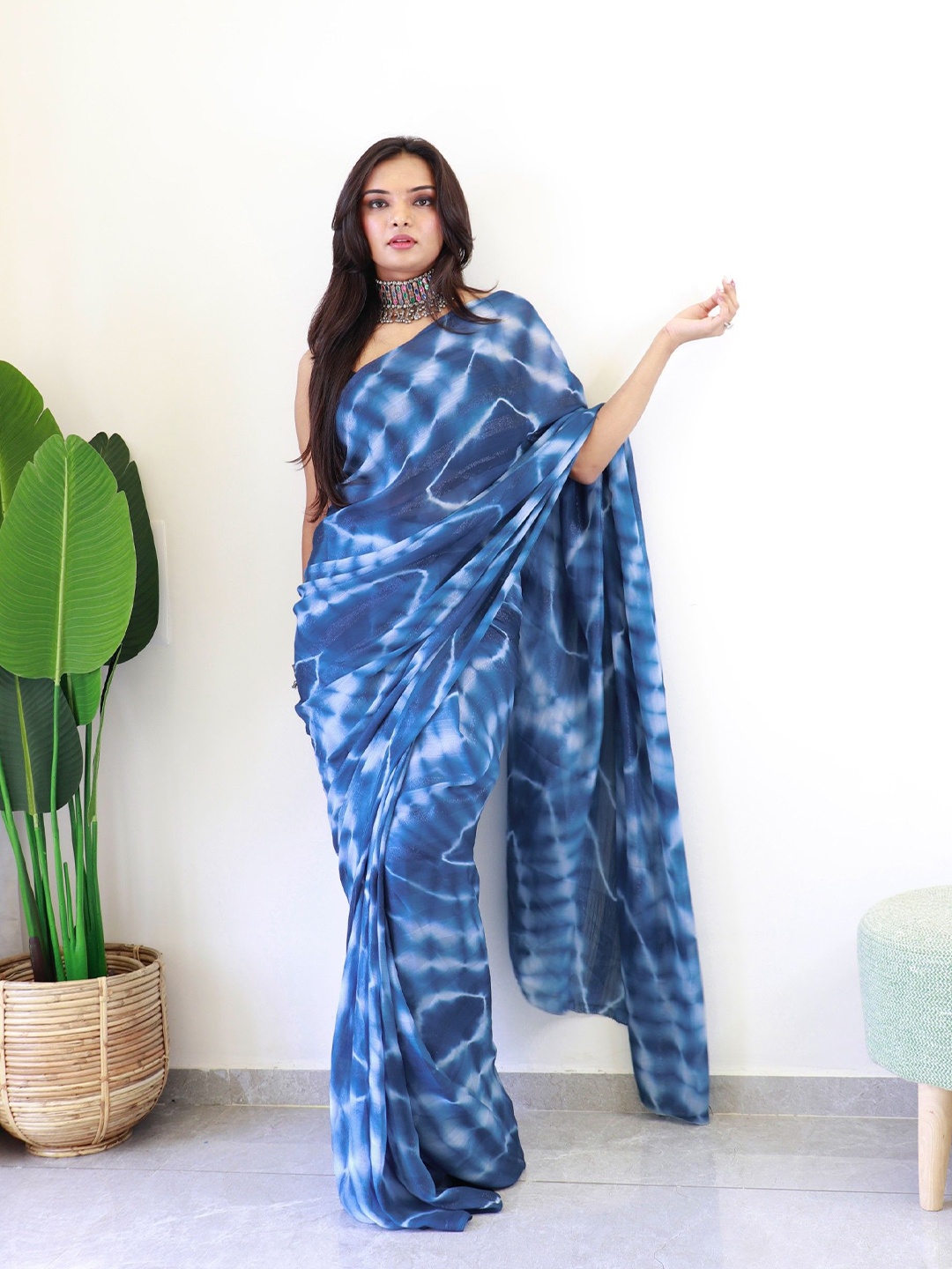 

LeeliPeeri Designer Tie and Dye Ready to Wear Saree, Blue