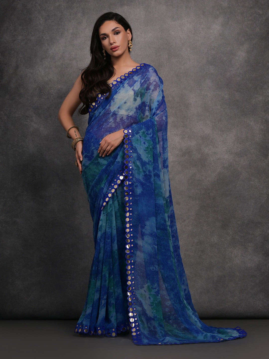 

LeeliPeeri Designer Tie and Dye Mirror Work Saree, Blue