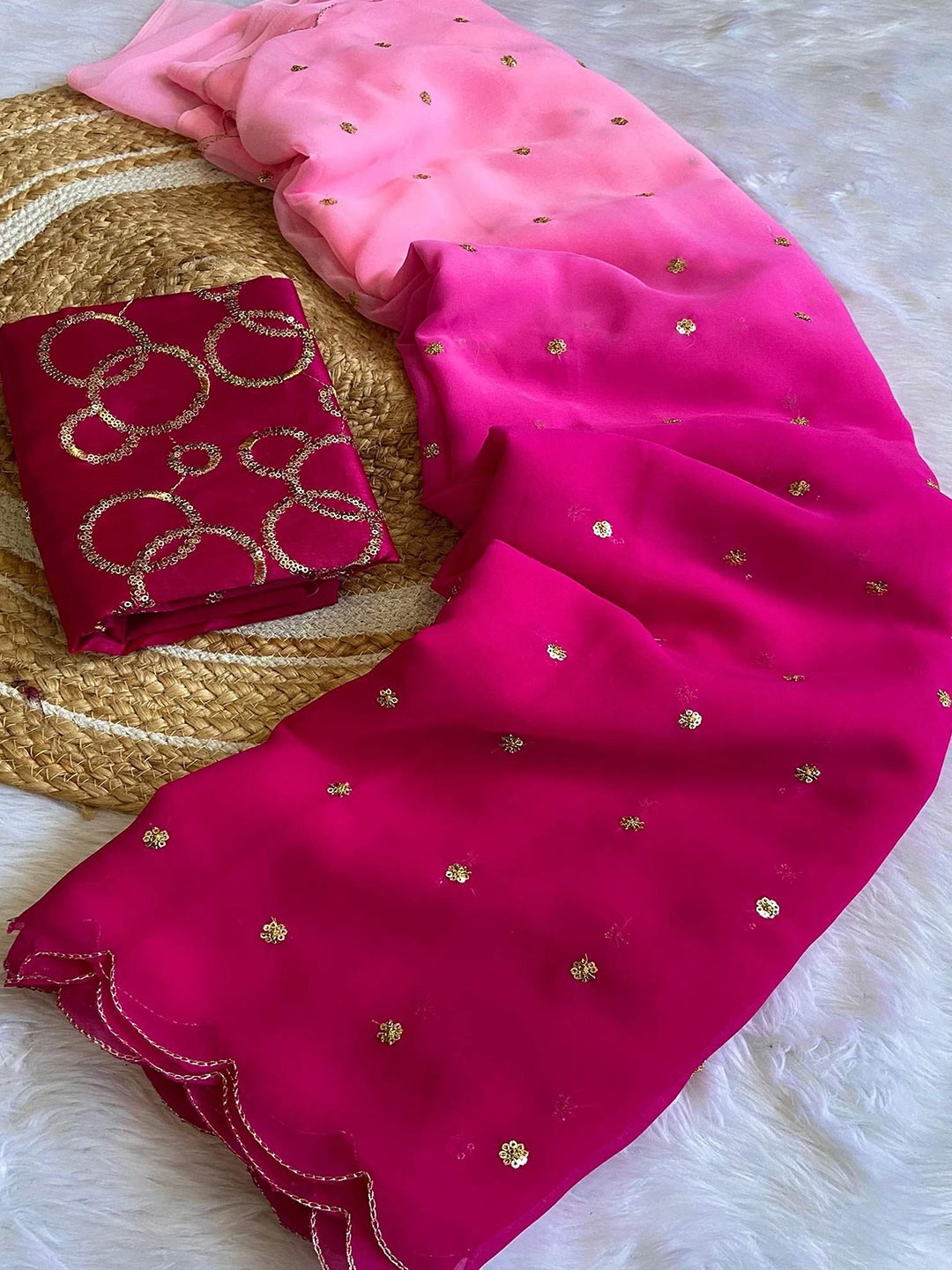 

Peachmode Embellished Sequinned Pure Georgette Saree, Pink