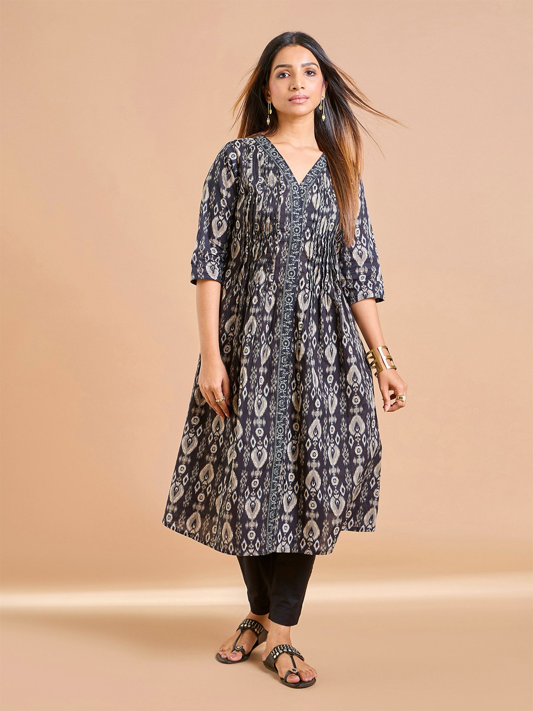 

Vismay Ethnic Motifs Printed V-Neck Thread Work Pure Cotton A-Line Kurta, Black