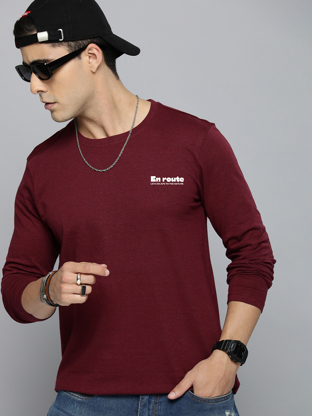 

R.Code by The Roadster Life Co. Men Printed T-shirt, Burgundy