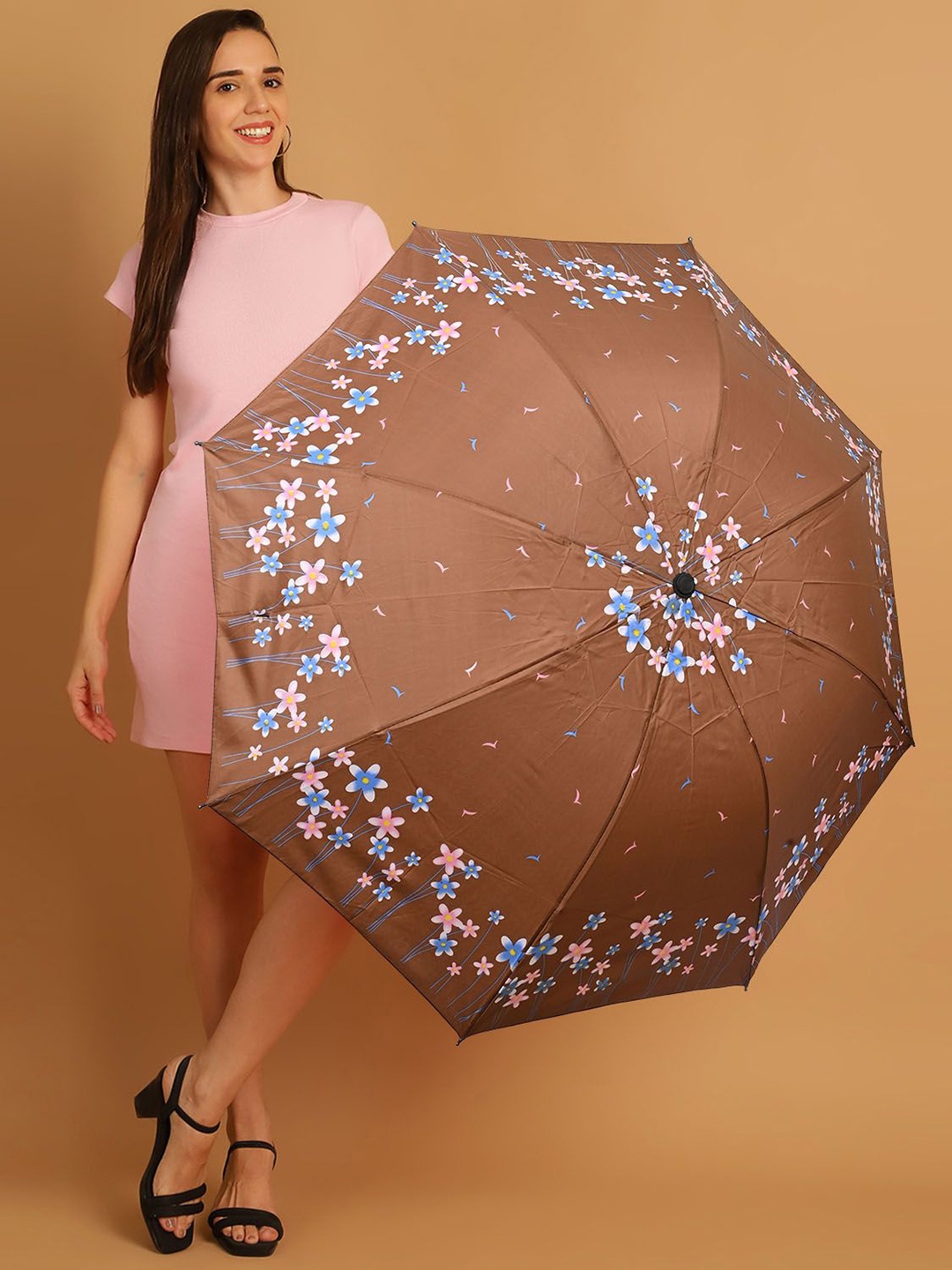 

LOOM LEGACY Manual 3 Fold Floral Umbrellas, Brown