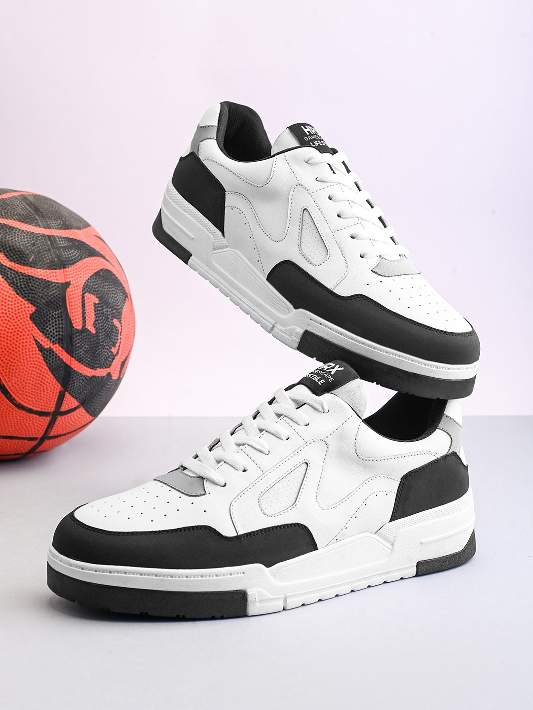 

HRX by Hrithik Roshan Men Colourblocked PU Sneakers, White