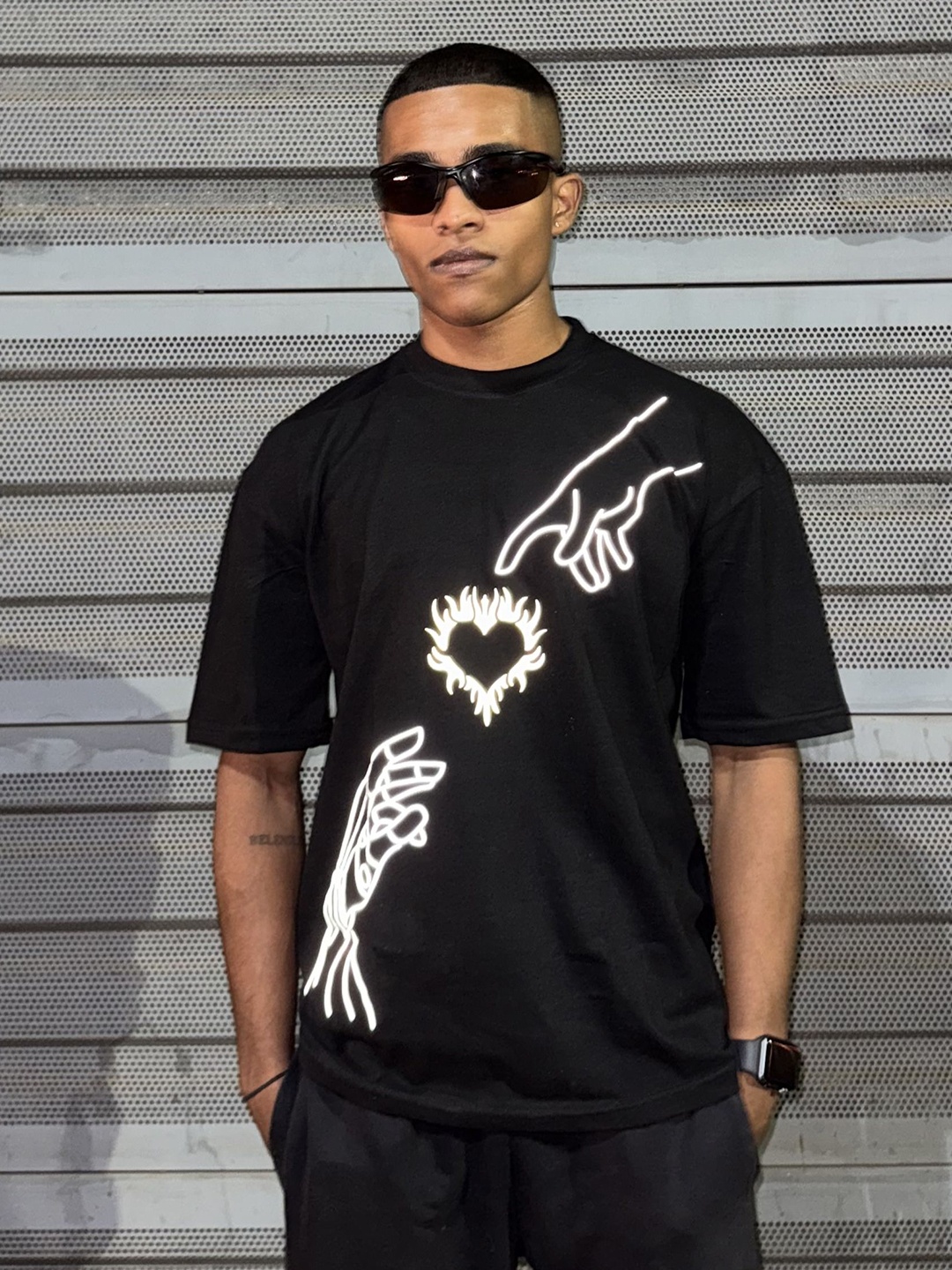 

Fmagnet Clothing Two Souls Oversize Reflective T-shirt, Black
