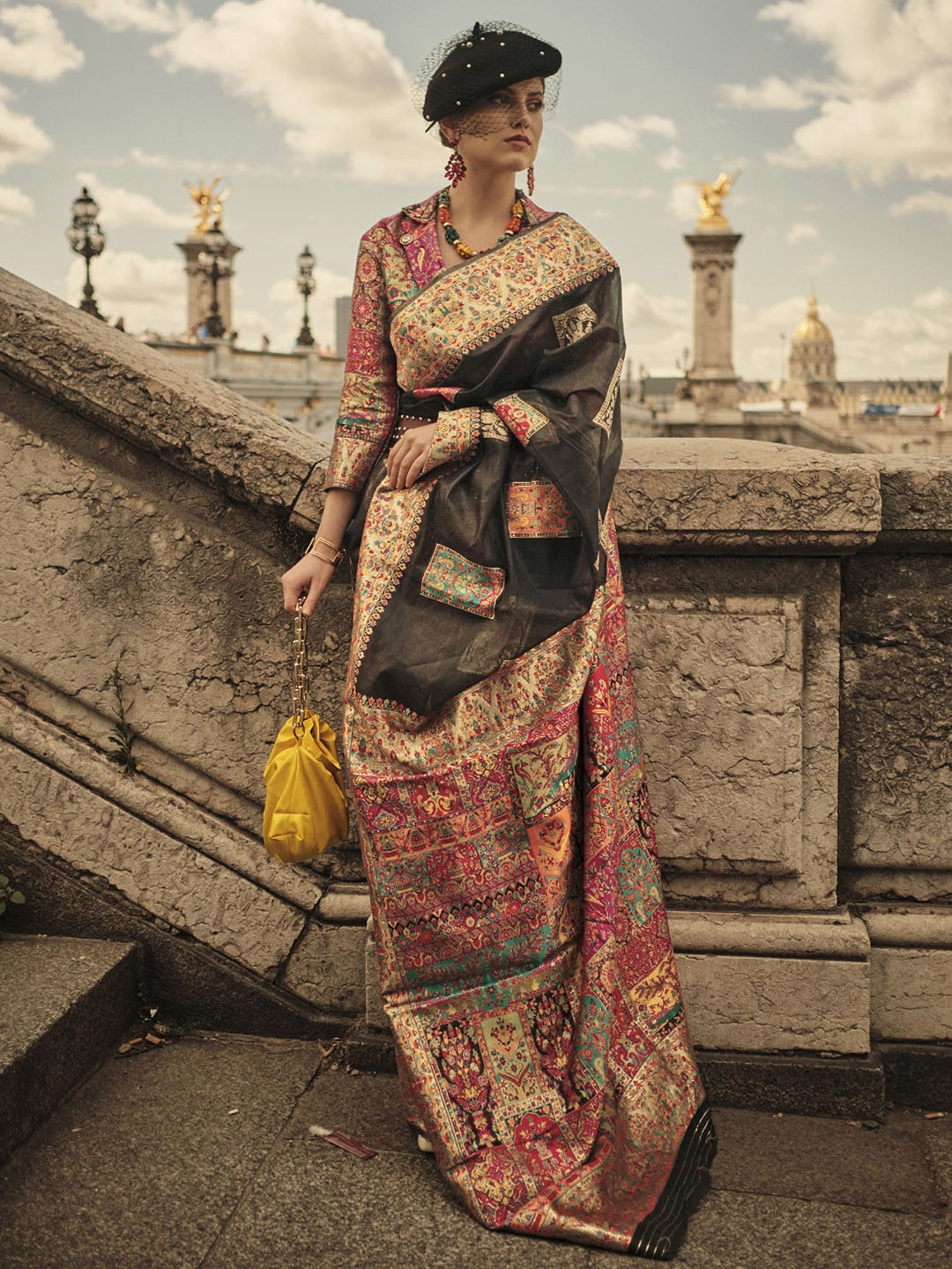 

KIMISHA Ethnic Motifs Woven Design Zari Saree, Black