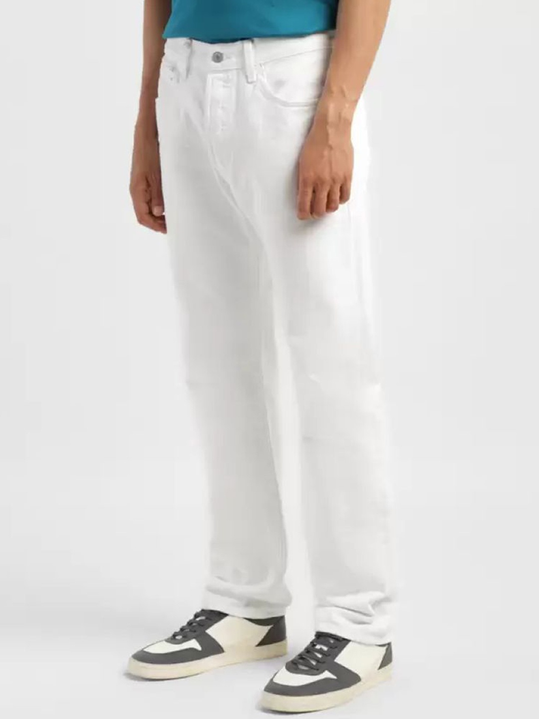 

LINARIA Men Classic Straight Fit Mid-Rise Cotton Jeans, White