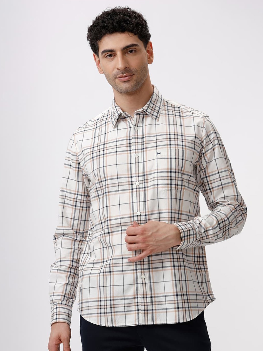 

Basics Men Slim Fit Spread Collar Tartan Checked Cotton Casual Shirt, Beige