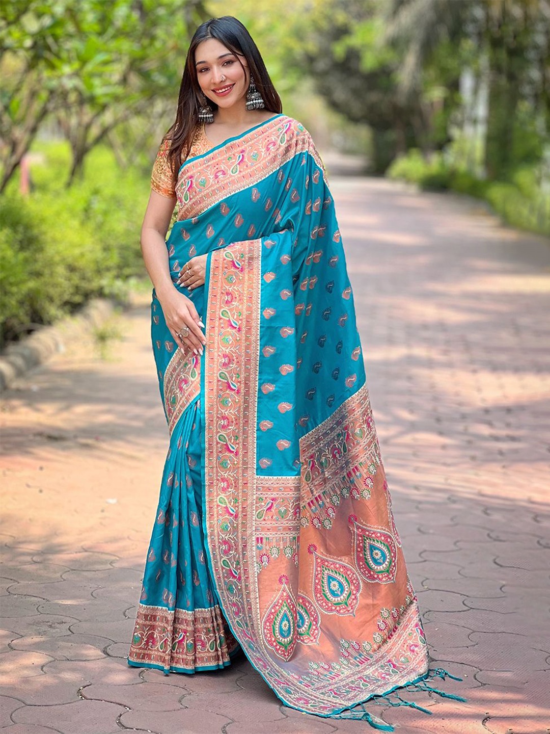

Rangtulika Ethnics Woven Design Zari Paithani Saree, Blue