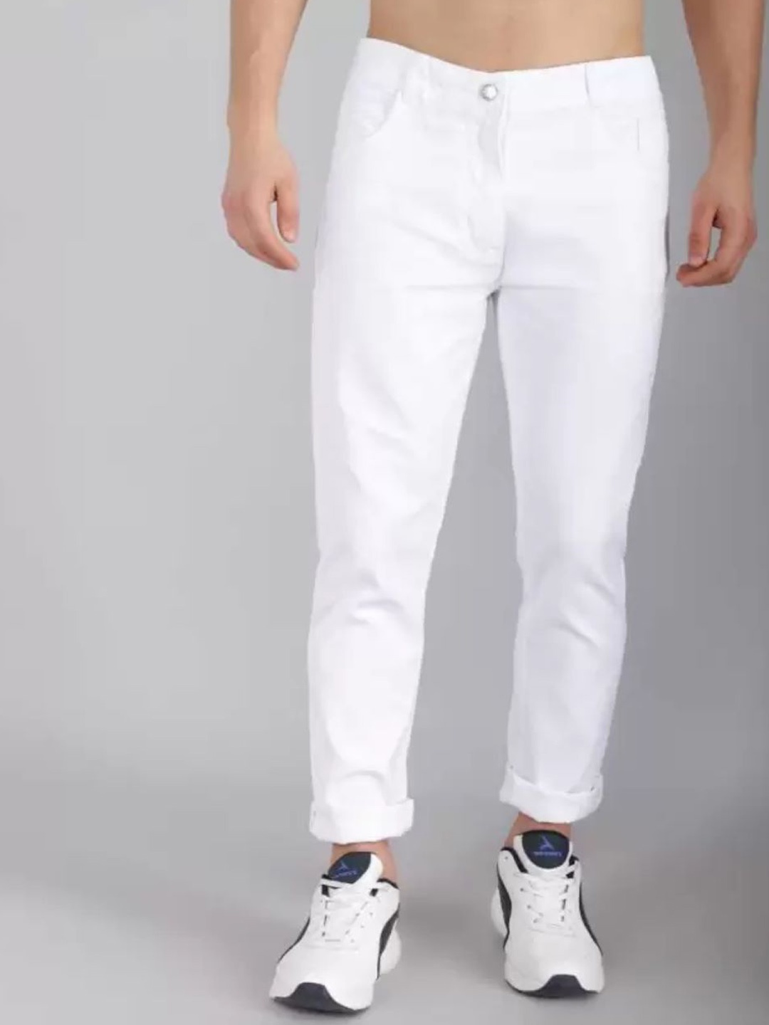 

LINARIA Men Classic Slim Fit Mid-Rise Jeans, White