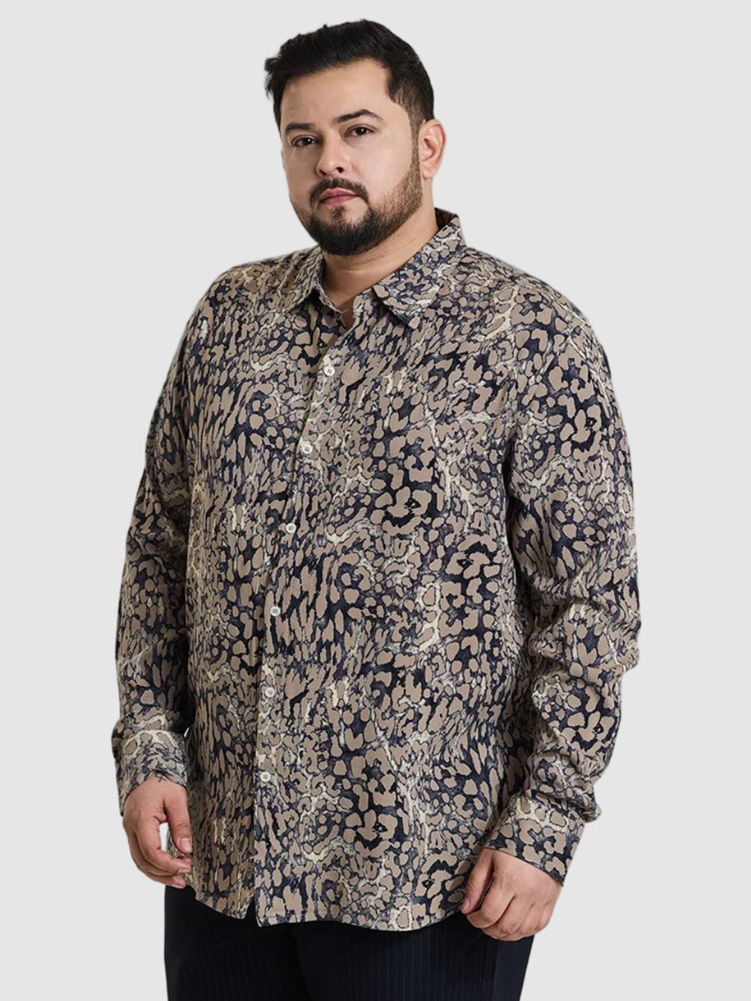

Snitch Men Plus Size Classic Regular Fit Spread Collar Abstract Printed Casual Shirt, Brown