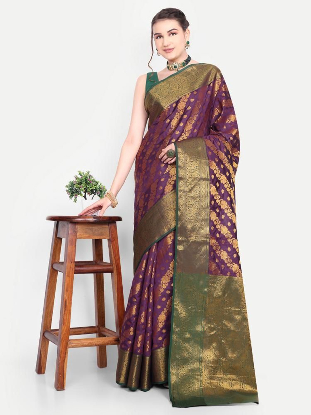 

jayant creation Woven Design Zari Banarasi Saree, Purple