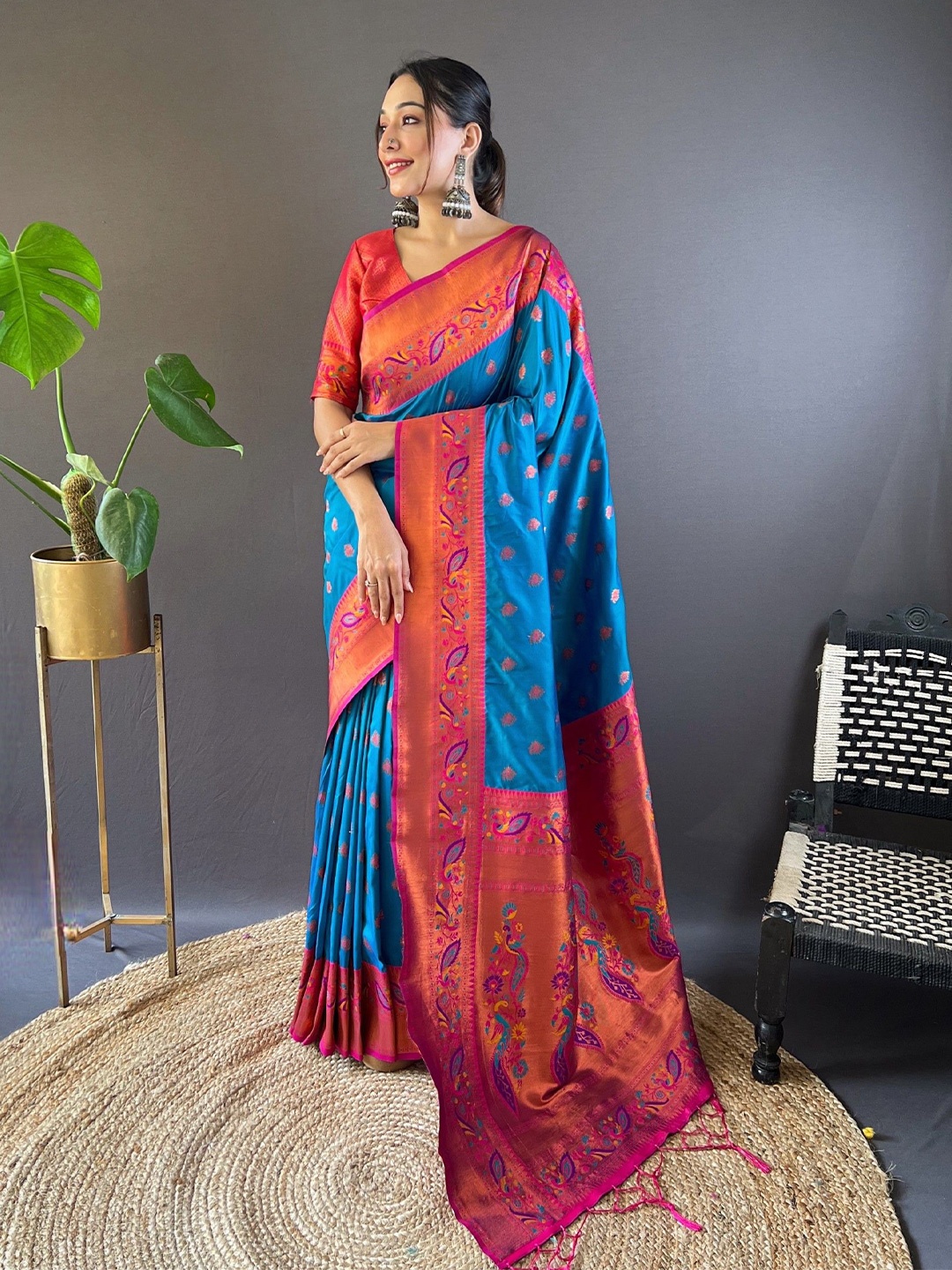 

Rangtulika Ethnics Ethnic Motifs Woven Design Zari Paithani Saree, Blue