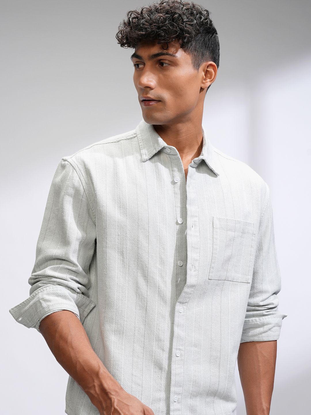

HIGHLANDER Men Comfort Relaxed Fit Spread Collar Textured Casual Shirt, Blue