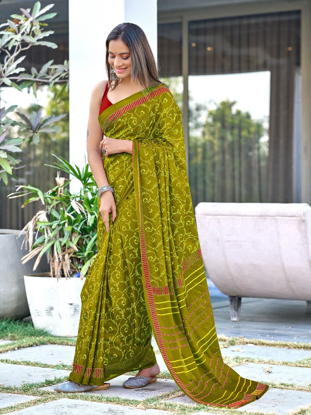 

Anouk Floral Printed Pure Cotton Saree, Olive