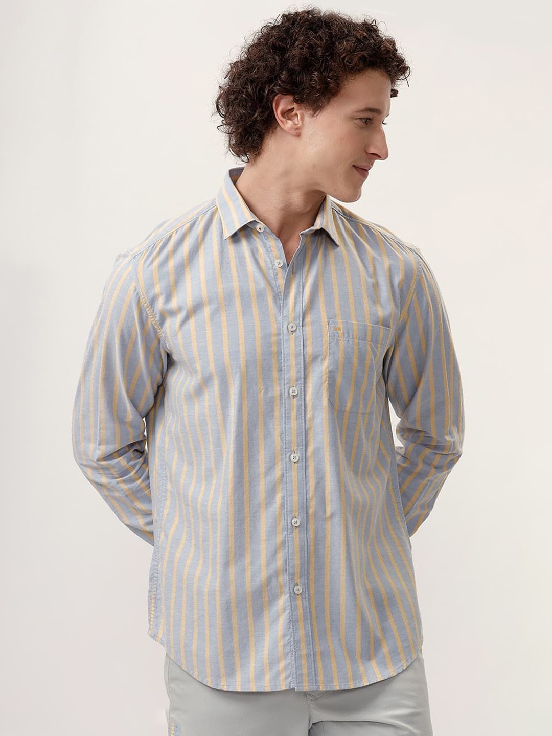 

Basics Men Slim Fit Spread Collar Vertical Striped Cotton Casual Shirt, Grey