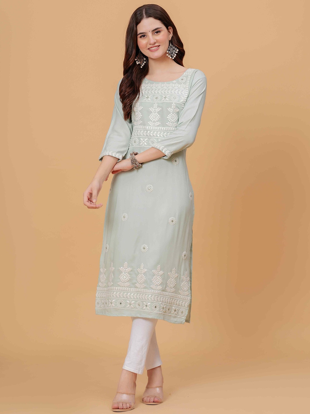 

ALEXEY JAY Floral Embroidered Round Neck Straight Kurta, Green