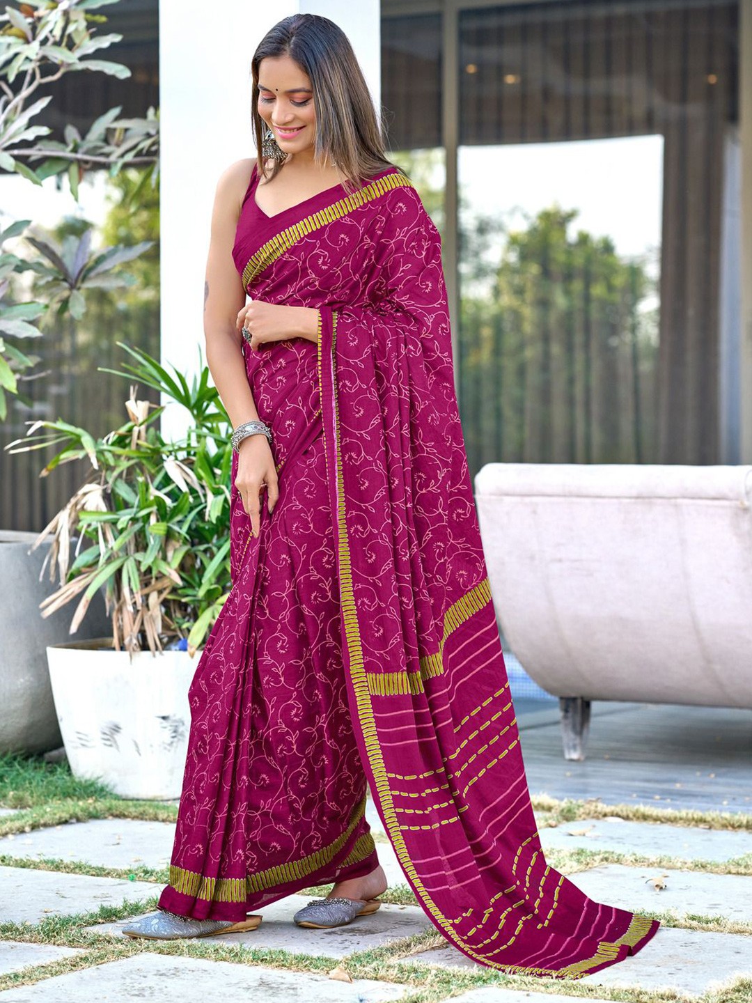 

Anouk KASTURI Women Floral Printed Pure Cotton Saree, Pink