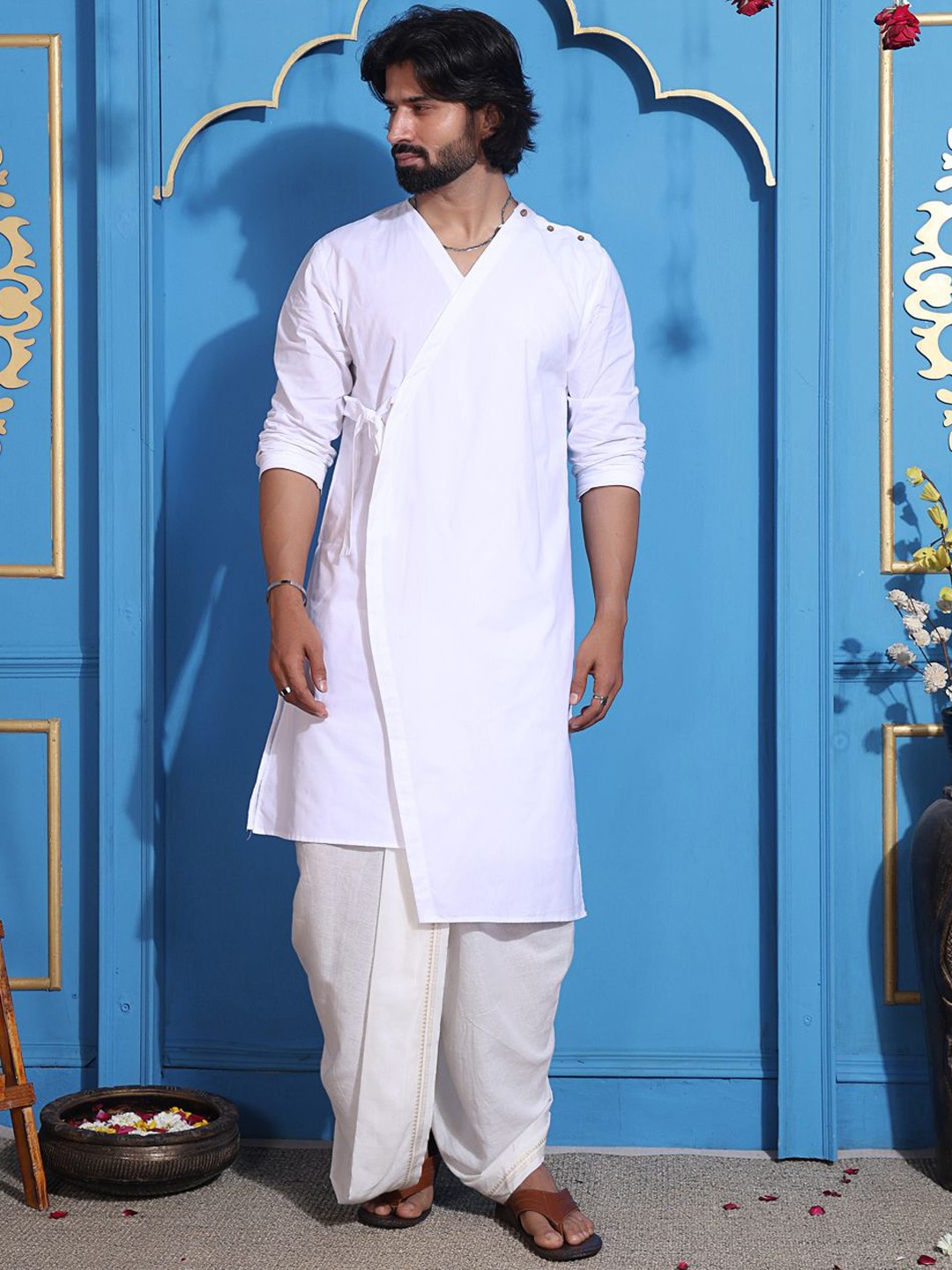 

MIDAV Men Flared Sleeves Thread Work White Romance Pakistani Style Kurta