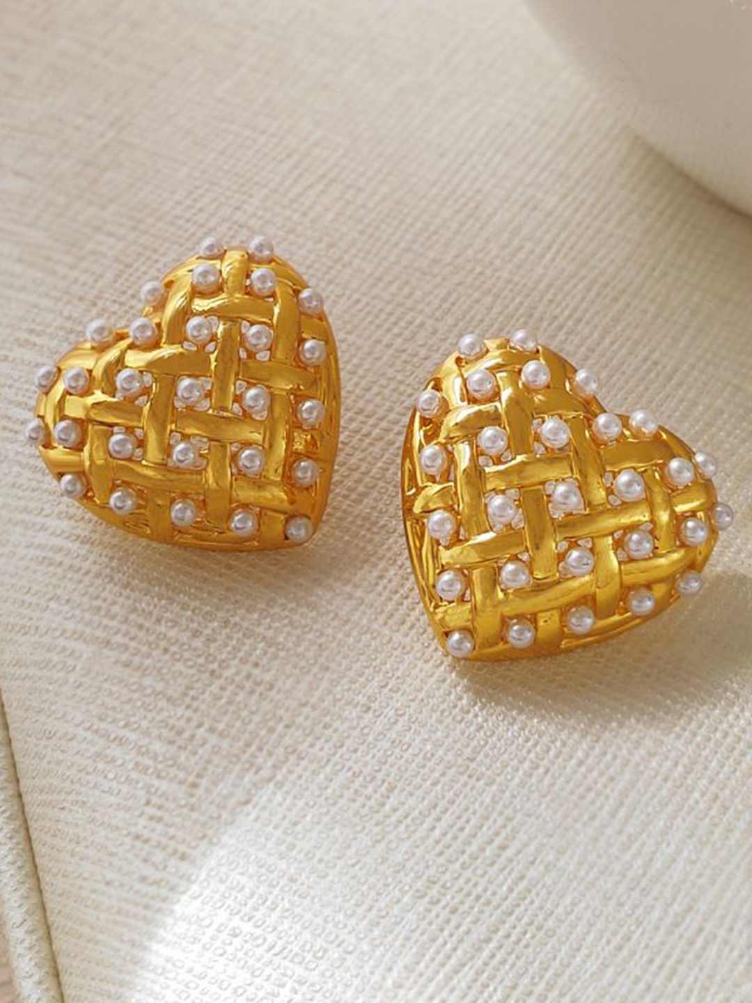 

DressBerry Stainless Steel Gold-Plated Artificial Beaded Heart Shaped Anti-Tarnish Studs