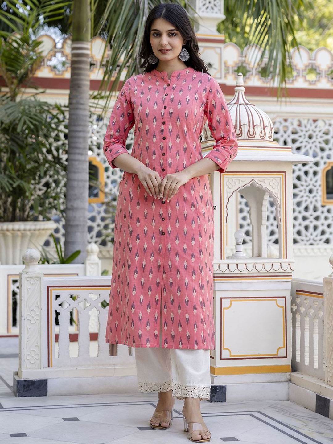 

Pistaa Abstract Printed Mandarin Collar Pure Cotton Kurta With Palazzo, Peach