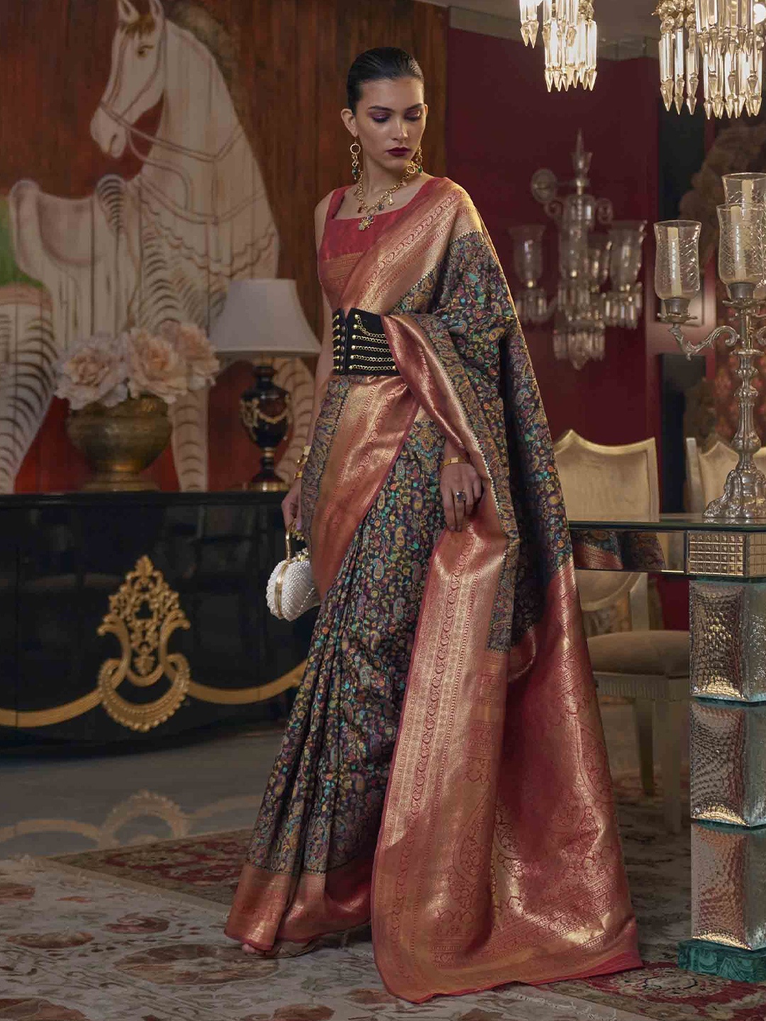 

KIMISHA Woven Design Zari Saree, Black