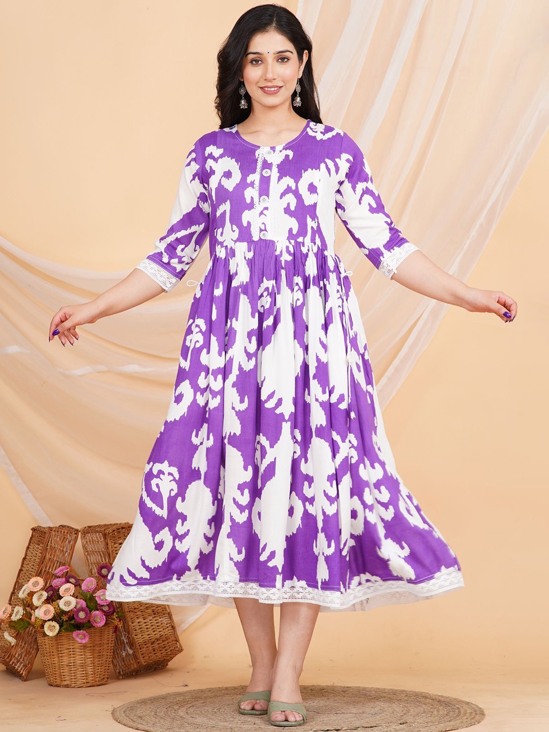 

Pristyle Women Striped Thread Work Anarkali Kurta, Purple