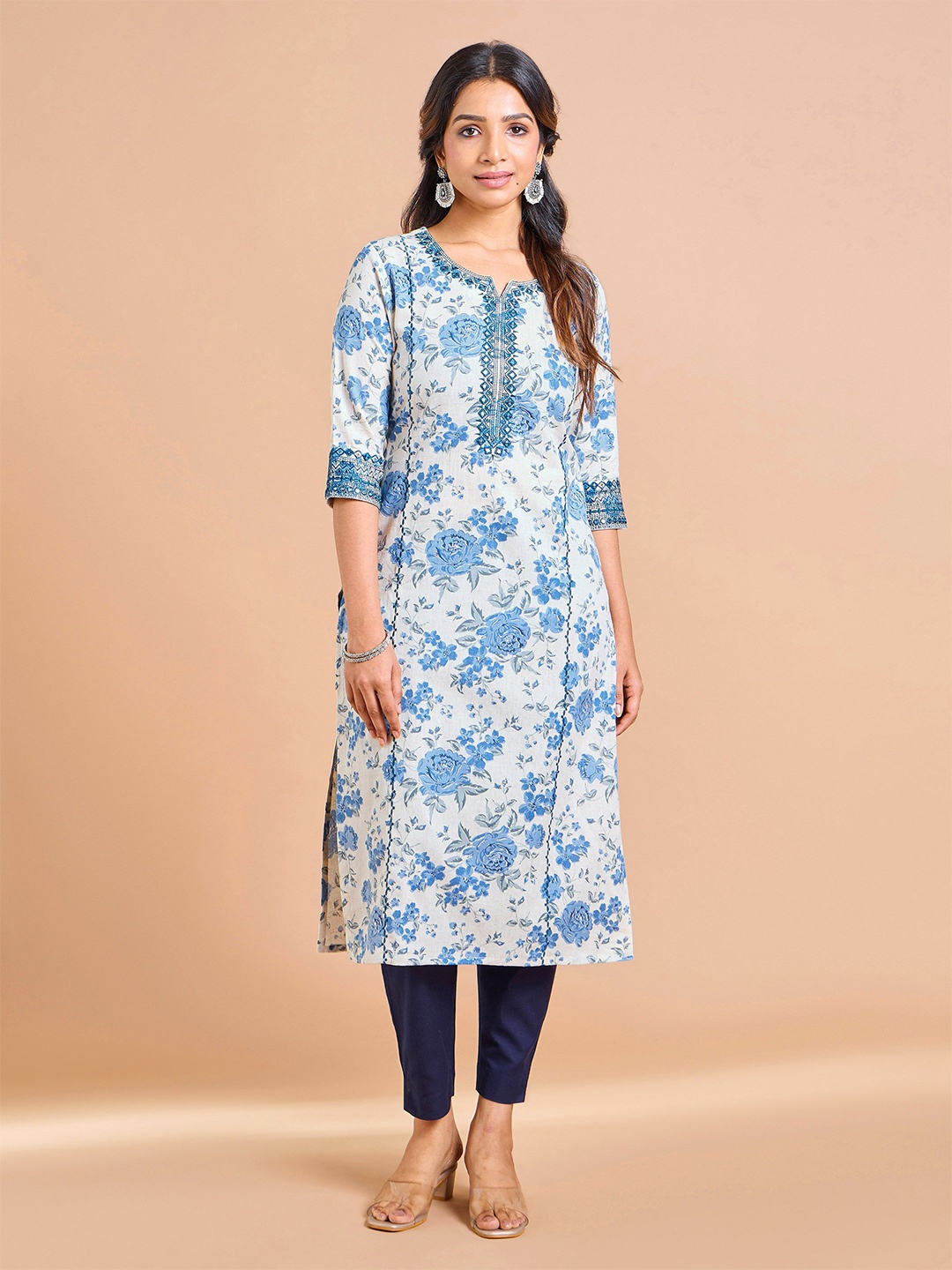 

Vismay Floral Embroidered Pure Cotton Straight Kurta, Blue