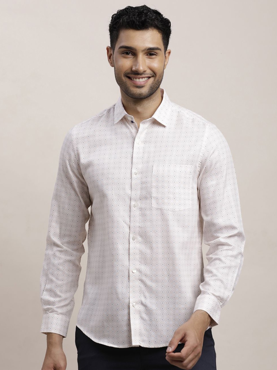 

Turtle Men Standard Regular Fit Spread Collar Floral Printed Cotton Casual Shirt, Pink