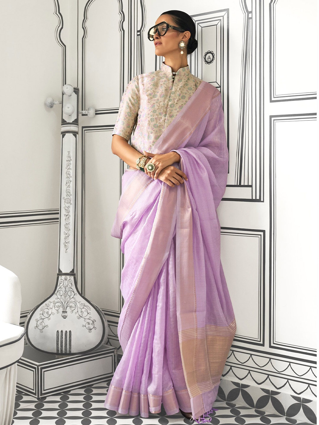 

DIVASTRI Woven Design Zari Saree, Lavender