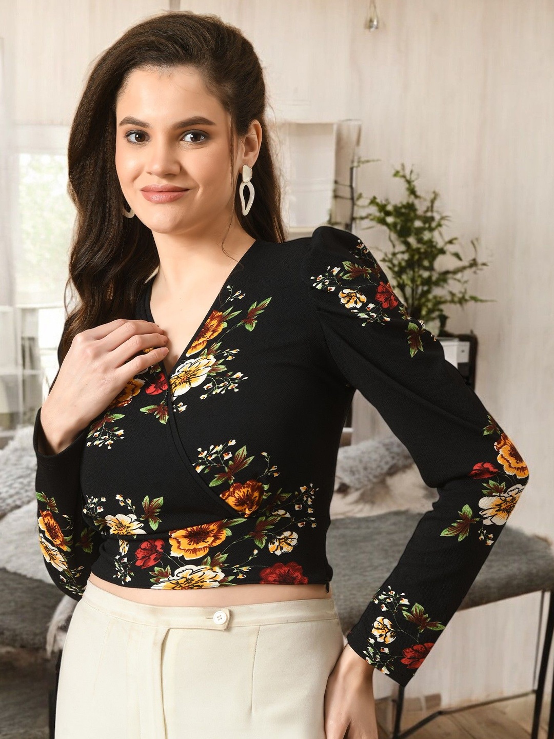 

BAESD Women Floral Printed Wrap Crop Top, Black