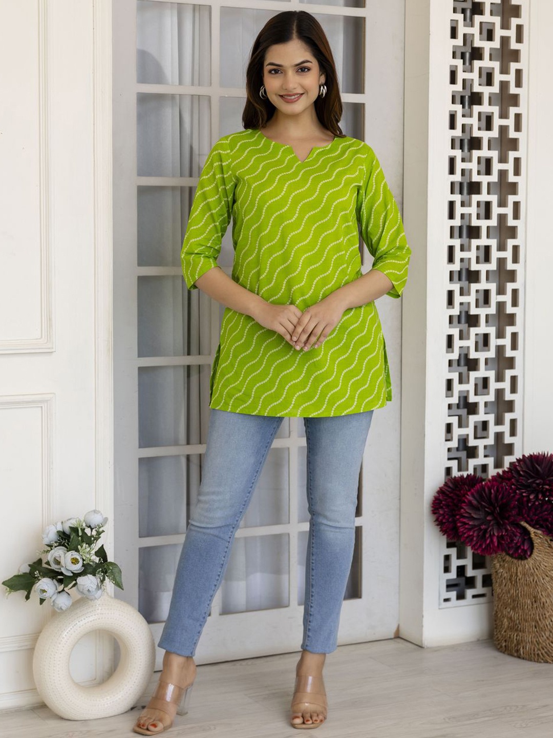 

UNIFY FASHION Women Floral Printed Cotton Top, Green
