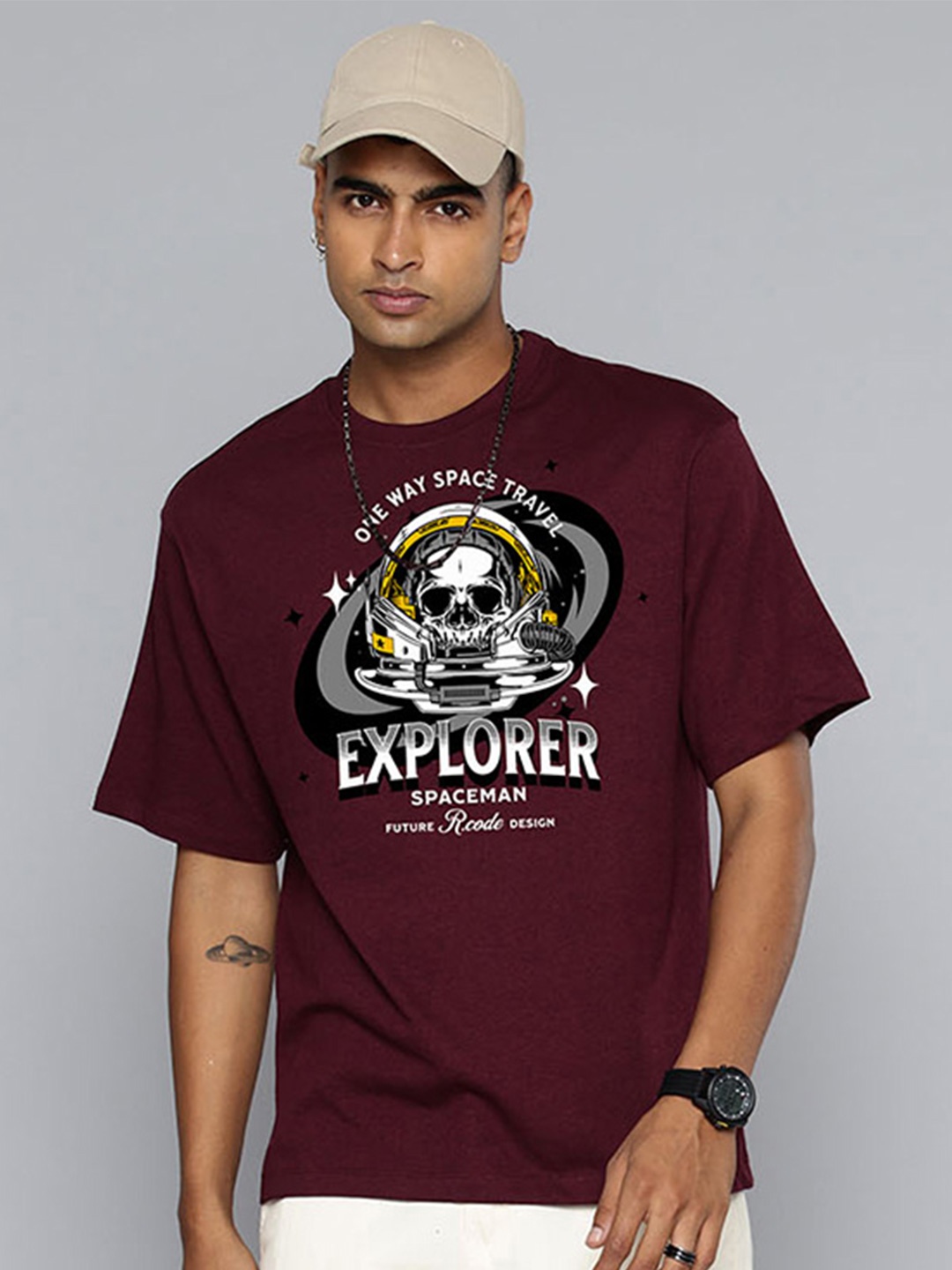 

R.Code by The Roadster Life Co. Men Printed T-shirt, Burgundy