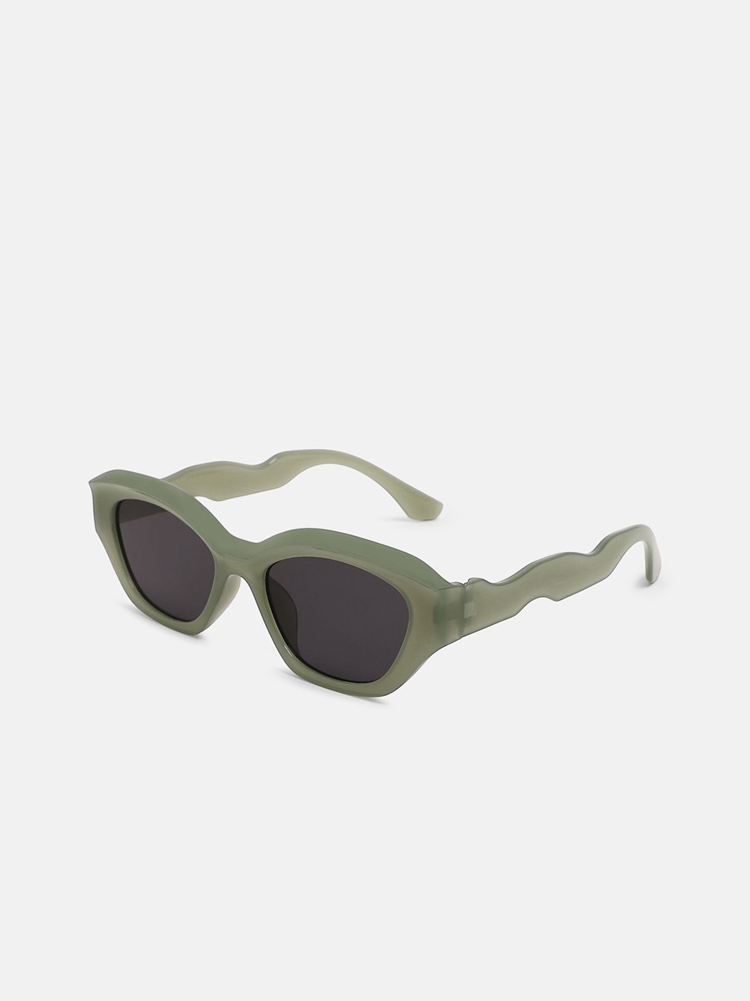 

HAUTE SAUCE by Campus Sutra Women Cateye Sunglasses with Polarised Lens, Green